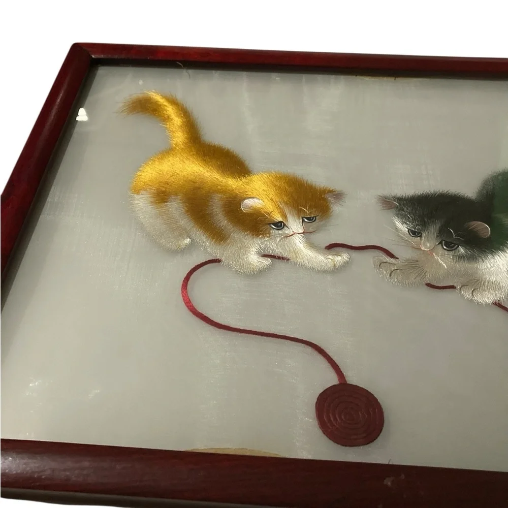 Double Sided Cat Silk Embroidery Art